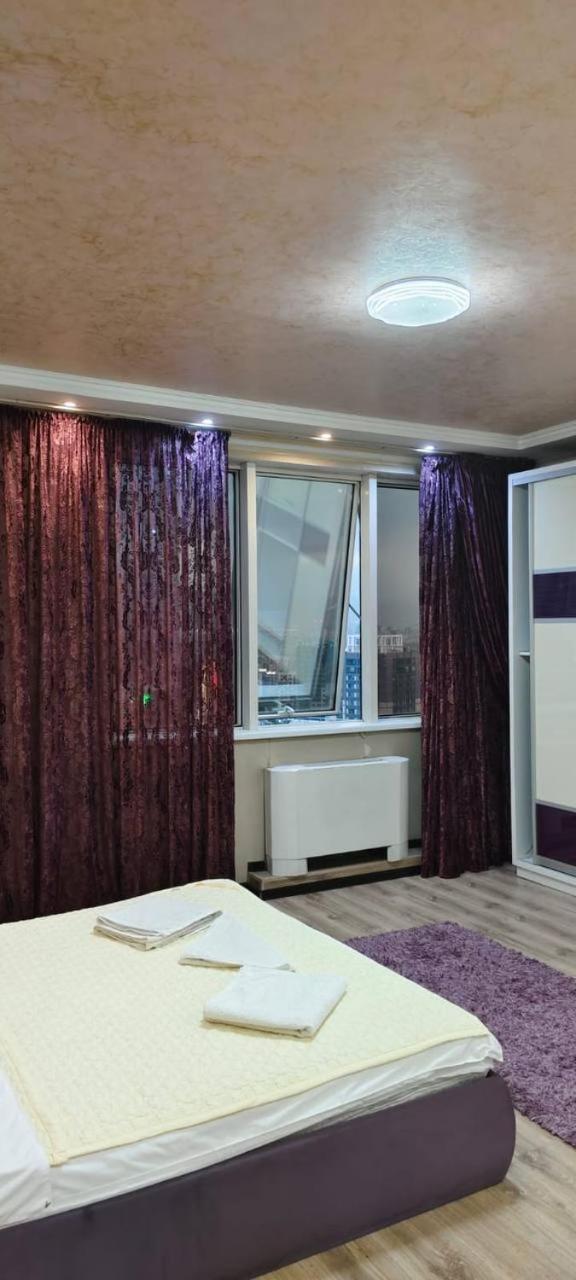 Nurly Tau 2Room Apartments Almaty Exteriér fotografie
